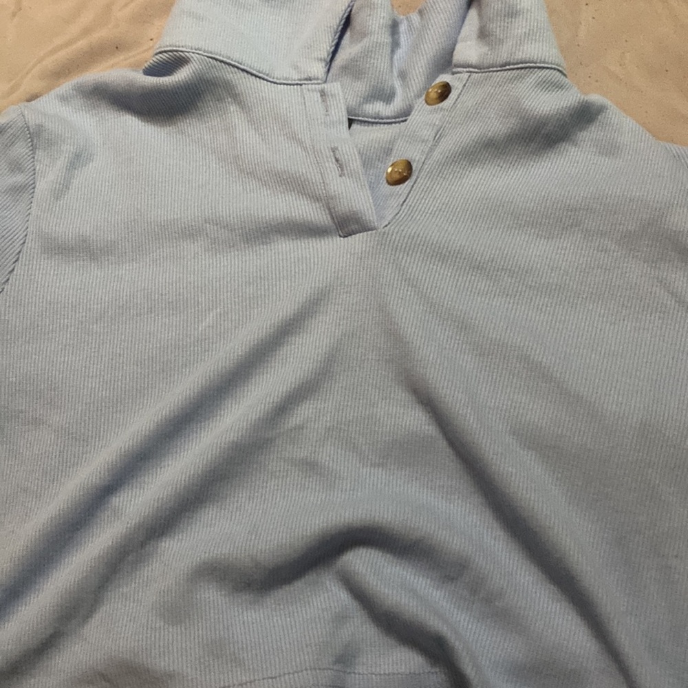 Shirt - Picture 2 of 3